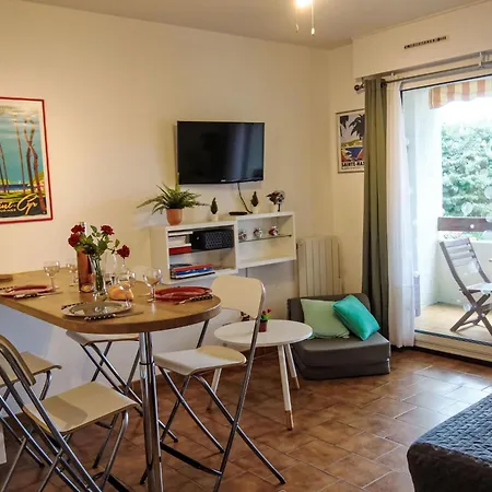L'ile Heureuse-6 By Interhome Appartement *